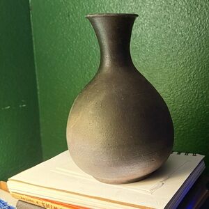 Vintage Japanese Bizen Vase,Tea,Saki
Ceremony vase